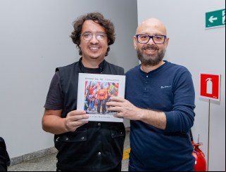 Catalão: Livro sobre congadas é relançado por Lucas Machado em evento acadêmico da UFCAT