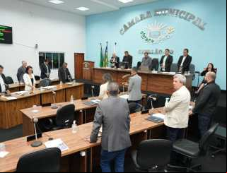Catalão: Câmara aprova projetos de apoio a festividades tradicionais e amplia cargos na istração municipal