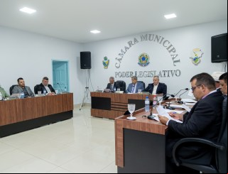 Corumbaíba: Câmara Municipal avança em projetos de infraestrutura, homenagens e previdência