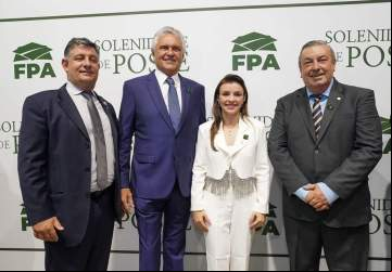 Governador Ronaldo Caiado participa de solenidade de posse da nova diretoria da Frente Parlamentar Agropecuária do Congresso Nacional, em Brasília