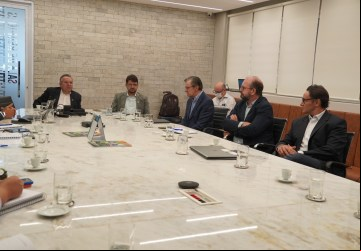 Luis Alberto, presidente do Sistema OCB GO, recebe visita de dirigentes da Coopercitrus