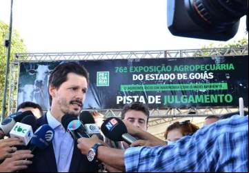 Vice-governador Daniel Vilela durante entrevista a imprensa na abertura da 76ª Exposição Agropecuária do Estado de Goiás
