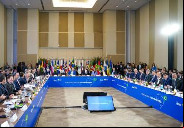 Em Brasília, governadores de todo o país debatem proposta de reforma tributária