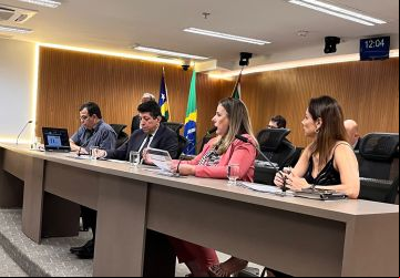 Secretária da Economia, Selene Peres Peres Nunes apresenta balanço do primeiro quadrimestre na Alego