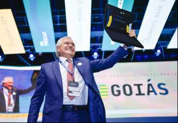 Em Brasília, governador Ronaldo Caiado recebe premiação em reconhecimento aos avanços do Estado 