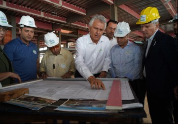 Caiado apresenta a políticos projeto de obras do Cora: apoio para custeio