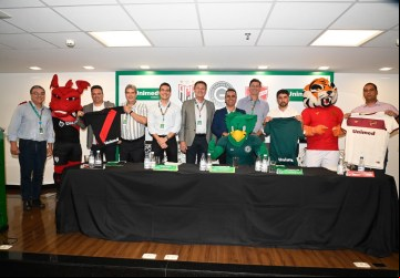 Cooperativa de Trabalho Médico renovou apoio aos três principais times de futebol de Goiás