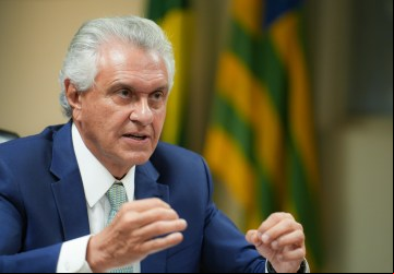 Governador de Goiás, Ronaldo Ramos Caiado (União Brasil), busca não apenas desafiar o PT, mas também consolidar-se como líder de uma frente ampla