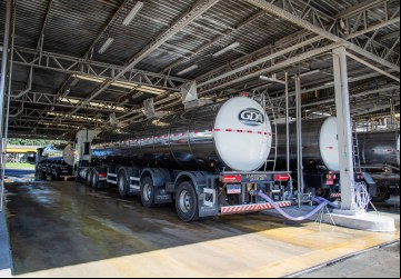 A atividade agropecuária impulsiona os serviços de transporte e logística em Goiás