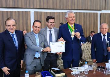 Em manhã de homenagens, governador Ronaldo Caiado ressalta compromisso com ampliação de ações sociais
