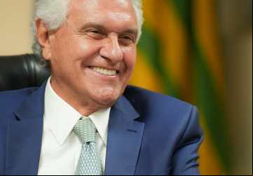 Caiado sobe para 75% na aprovação dos goianos e segue como governador mais bem avaliado do Brasil
