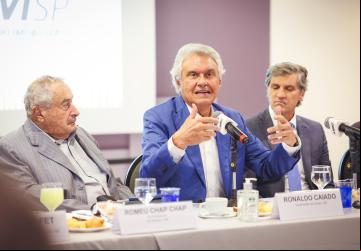 Caiado participa de debate no Sindicato das Empresas de Compra, Venda, Locação e istração de Imóveis Residenciais e Comerciais de São Paulo 