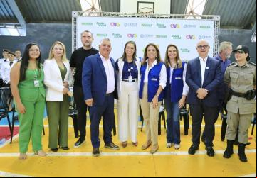 Coordenadora do Goiás Social e presidente de honra da OVG, Gracinha Caiado comandou ação do Olhar para Todos nesta quarta-feira: 