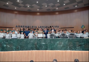 Programa Deputados e Deputadas do Futuro recebe os alunos da cidade de Marzagão