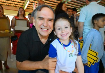 Sandro Mabel cria 6 mil novas vagas na Educação Infantil nos primeiros cem dias de gestão: "É compromisso nosso e estamos cumprindo." 