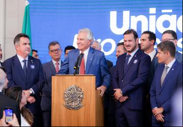 Governador Ronaldo Caiado ressalta expansão de pré-candidatura à presidência com federação entre UB e Progressistas durante evento que formalização junção, em Brasília