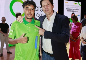 Vice-governador Daniel Vilela participa de solenidade em Goiânia e dá boas-vindas a novos integrantes do programa Aprendiz do Futuro, que a a atender 10 mil jovens em Goiás