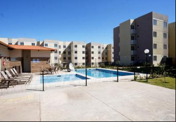 Mais de 530 famílias receberam as chaves de seus apartamentos neste sábado, em Goiânia