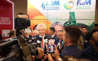 Caiado defende autonomia dos entes federados durante XXVI Marcha a Brasília em Defesa dos Municípios
