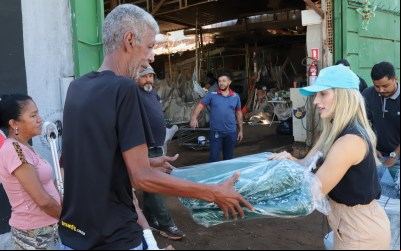 Aparecida de Goiânia: Com a chegada do frio, Prefeitura inicia entrega de cobertores da campanha Aquecendo Vidas