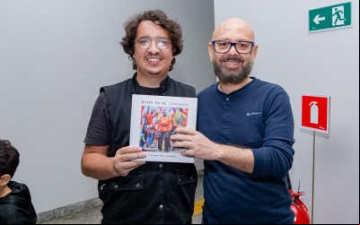 Catalão: Livro sobre congadas é relançado por Lucas Machado em evento acadêmico da UFCAT